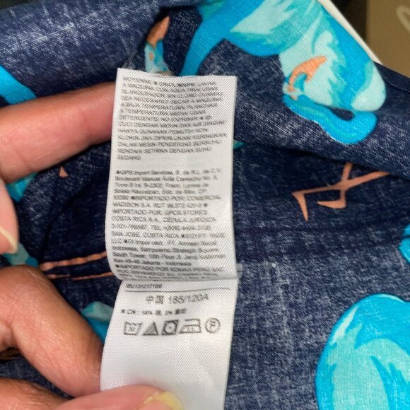 Old Navy Men's Blue Flamingos Built-In Flex Printed Everyday Shirt Top XL - Picture 4 of 10